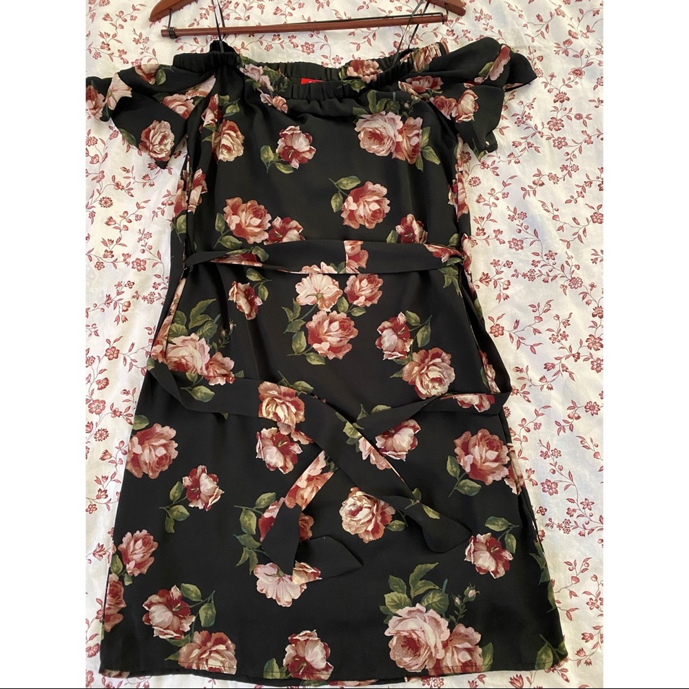 GUESS Dress